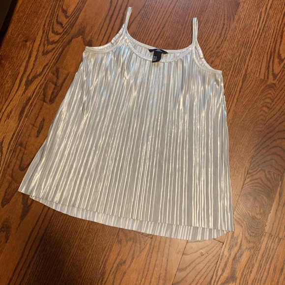 Top - Picture 3 of 3